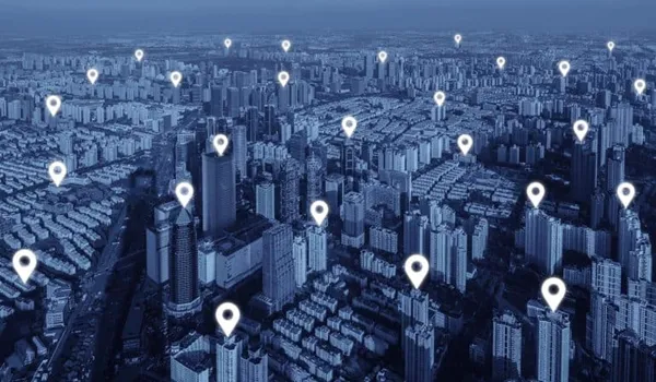 Strong Location and Seamless Connectivity of Purva Northern Lights